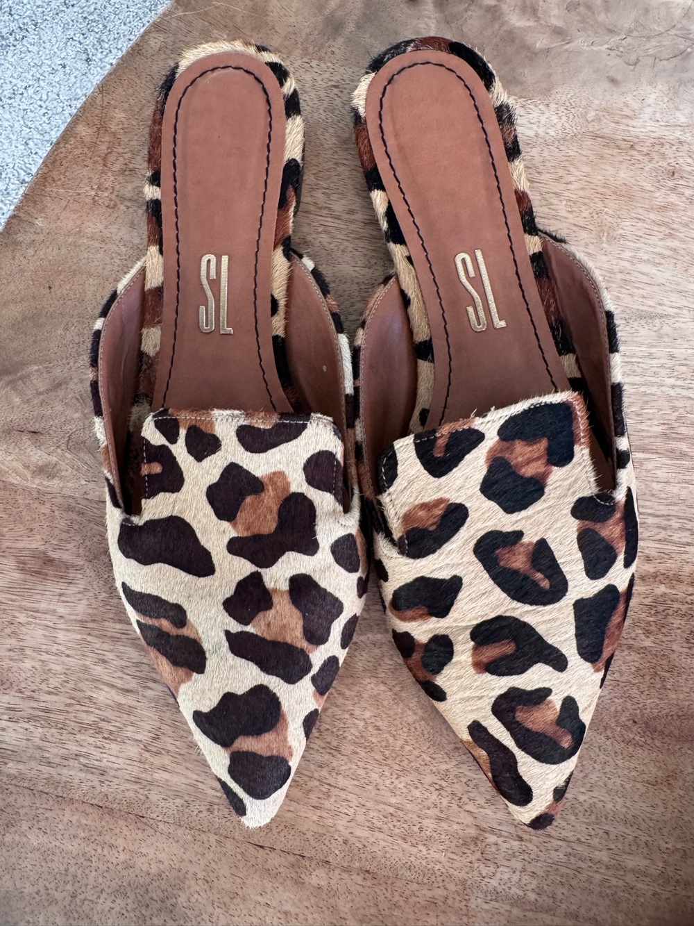 Euro 41/11 leopard calf fur pointy toe mules